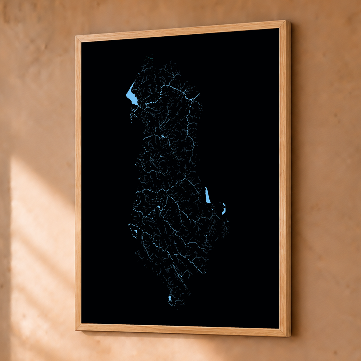 Beautiful Rivers — Albânia — Neon hidrográfico, Fine art emoldurado · 30 × 40 cm, Natural · Sem margem