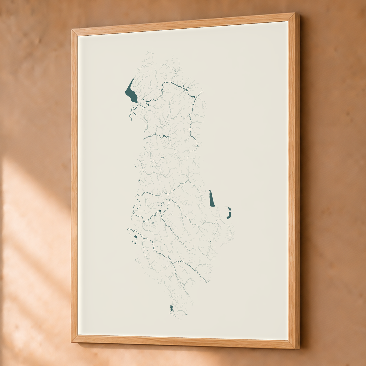 Beautiful Rivers — Albânia — Natural e luminosa, Fine art emoldurado · 60 × 80 cm, Natural · Sem margem
