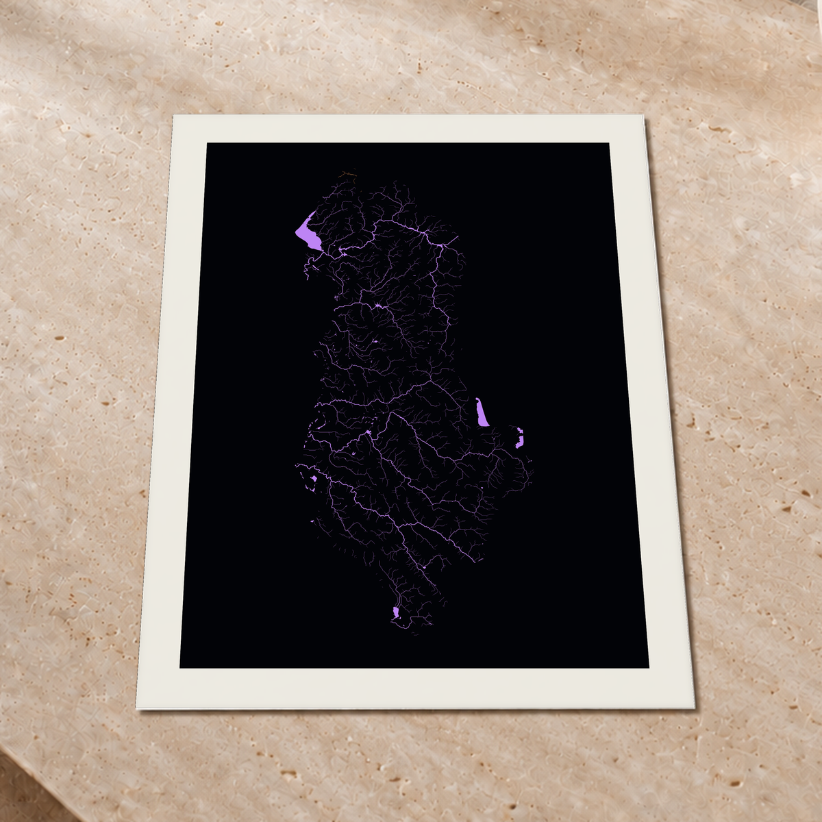 Beautiful Rivers — Albânia — Neon por território, Impressão fine art · 60 × 80 cm, Margem branca