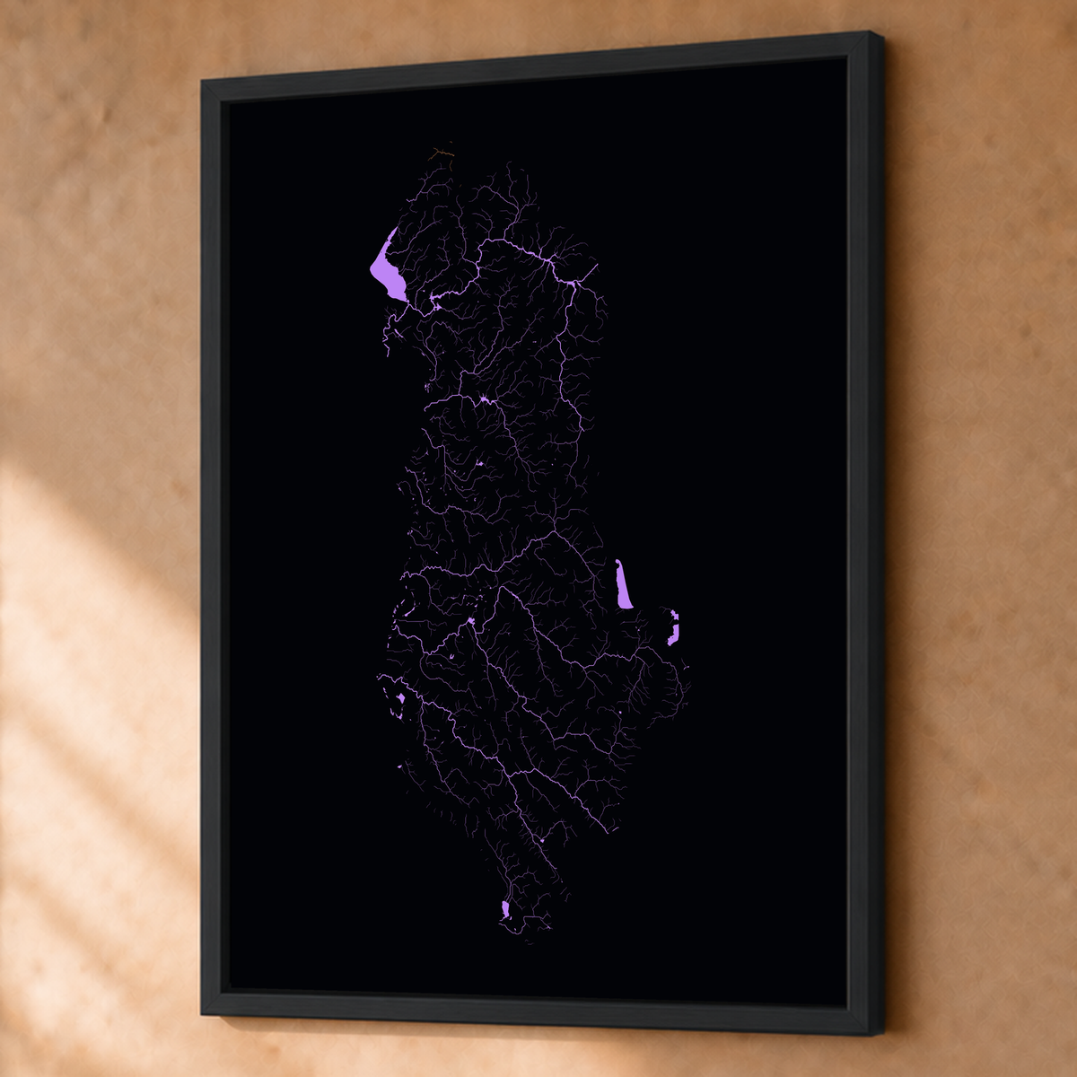 Beautiful Rivers — Albânia — Neon por território, Fine art emoldurado · 60 × 80 cm, Preto · Sem margem