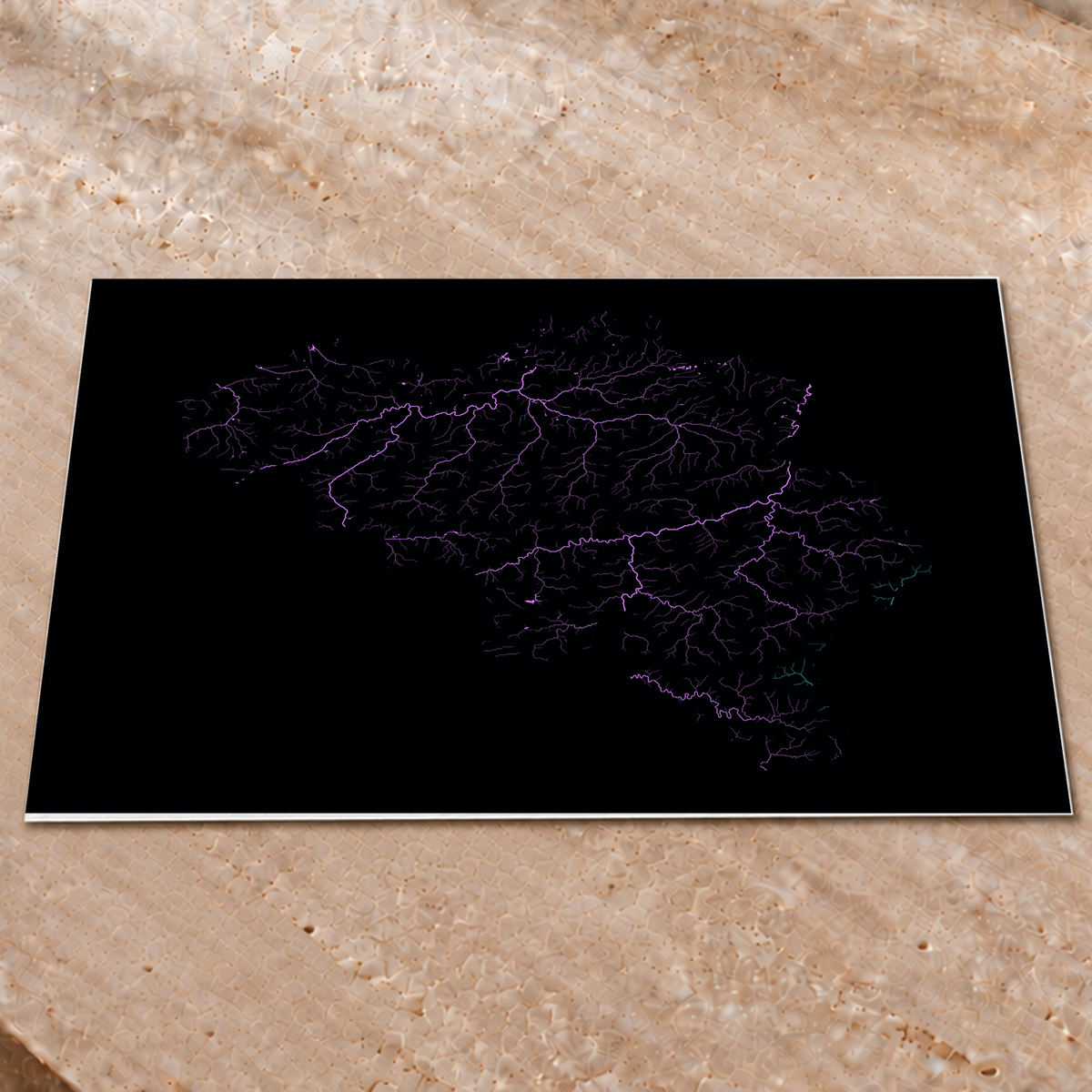 Beautiful Rivers — Bélgica — Neon hidrográfico, Impressão fine art · 60 × 80 cm, Sem margem