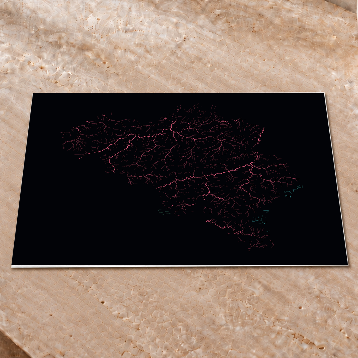 Beautiful Rivers — Bélgica — Neon por território, Impressão fine art · 45 × 60 cm, Sem margem