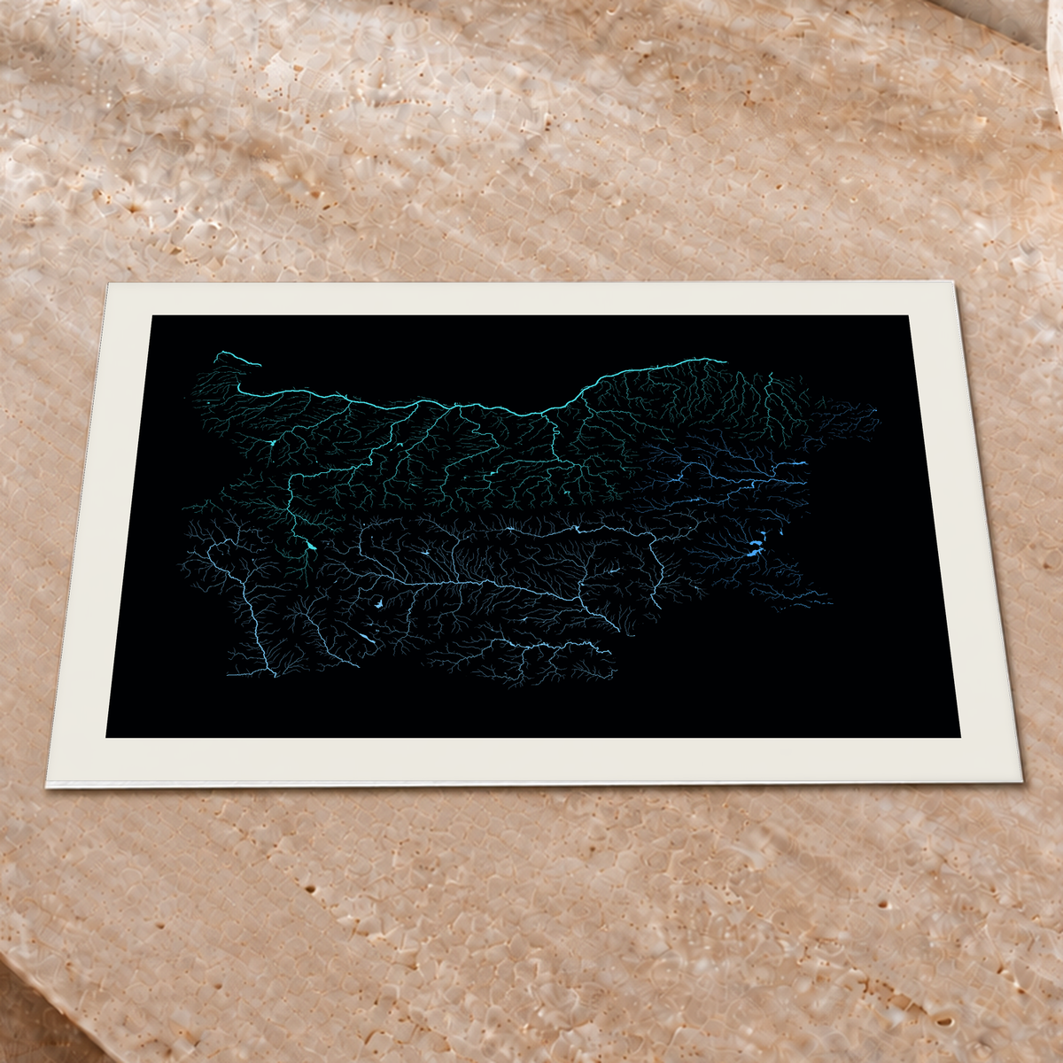Beautiful Rivers — Bulgária — Neon hidrográfico, Impressão fine art · 30 × 40 cm, Margem branca