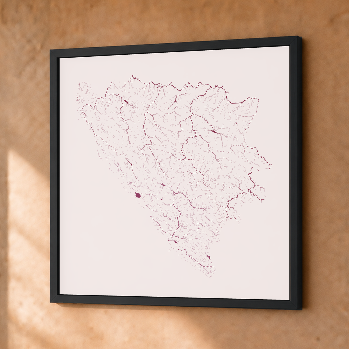 Beautiful Rivers — Bósnia e Herzegovina — Ameixa e rosé, Fine art emoldurado · 50 × 50 cm, Preto · Sem margem
