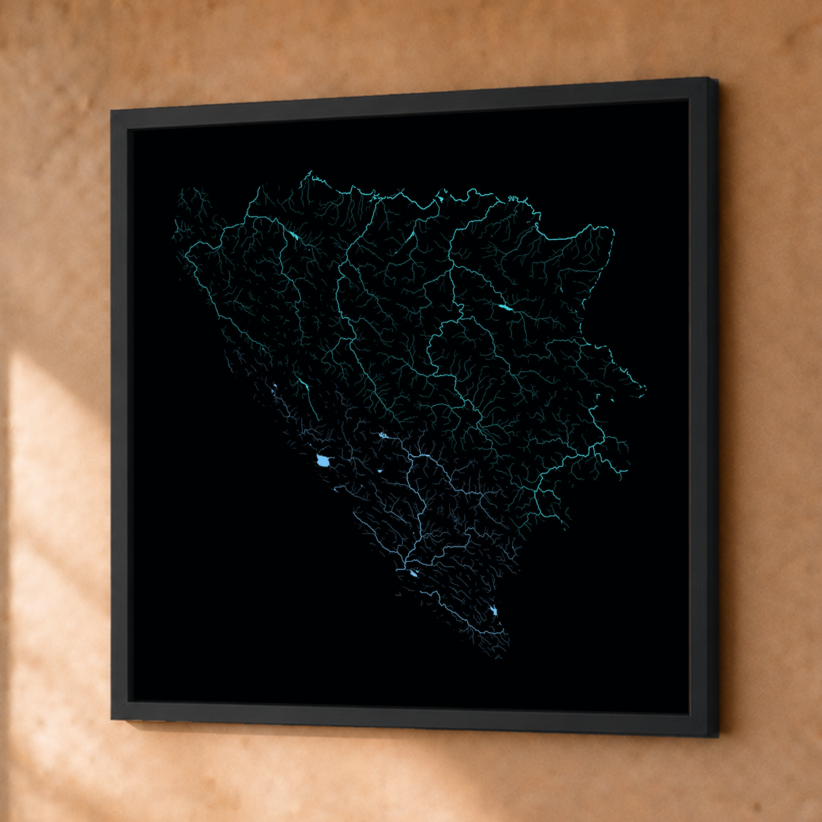 Beautiful Rivers — Bósnia e Herzegovina — Neon hidrográfico, Fine art emoldurado · 76 × 76 cm, Preto · Sem margem