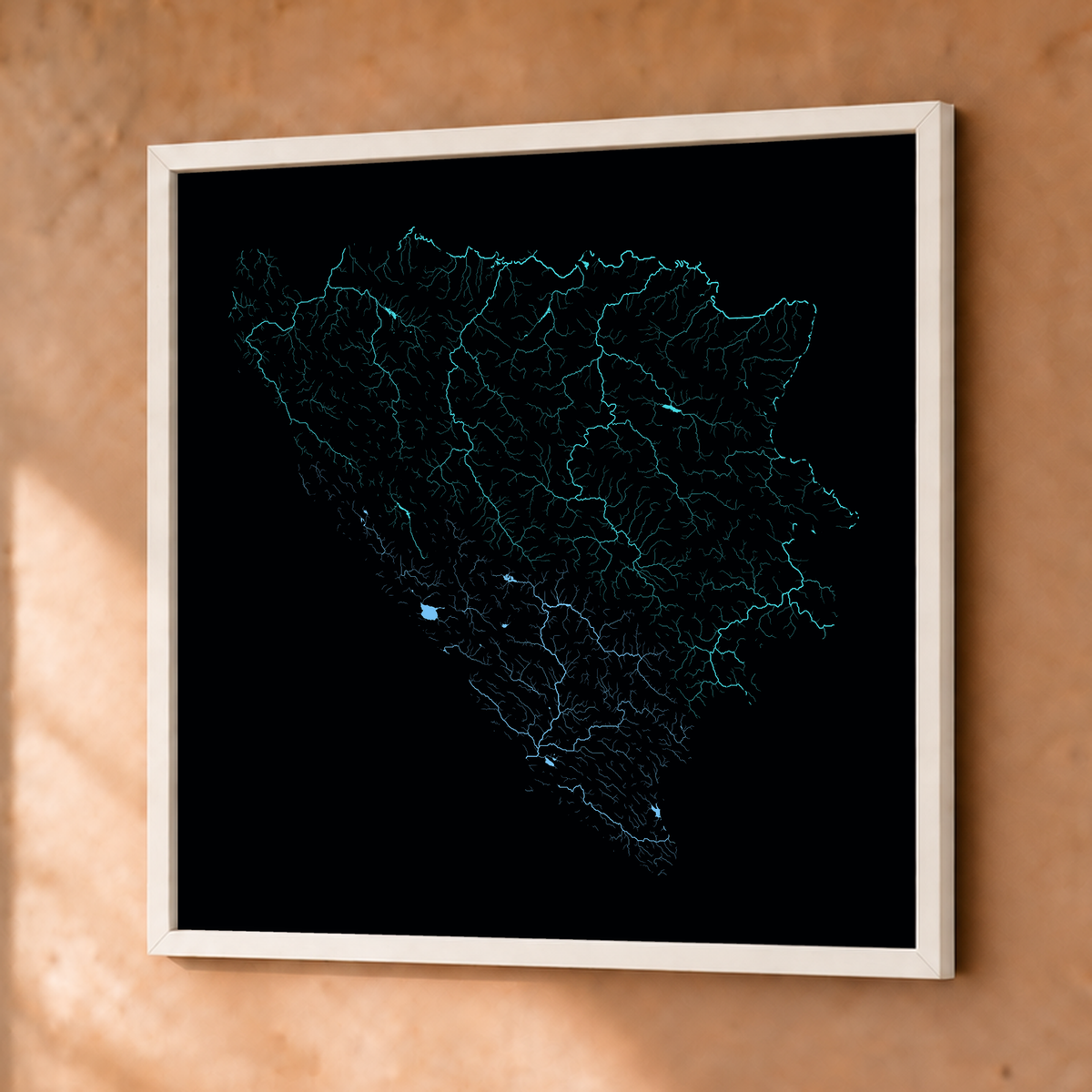 Beautiful Rivers — Bósnia e Herzegovina — Neon hidrográfico, Fine art emoldurado · 76 × 76 cm, Branco · Sem margem