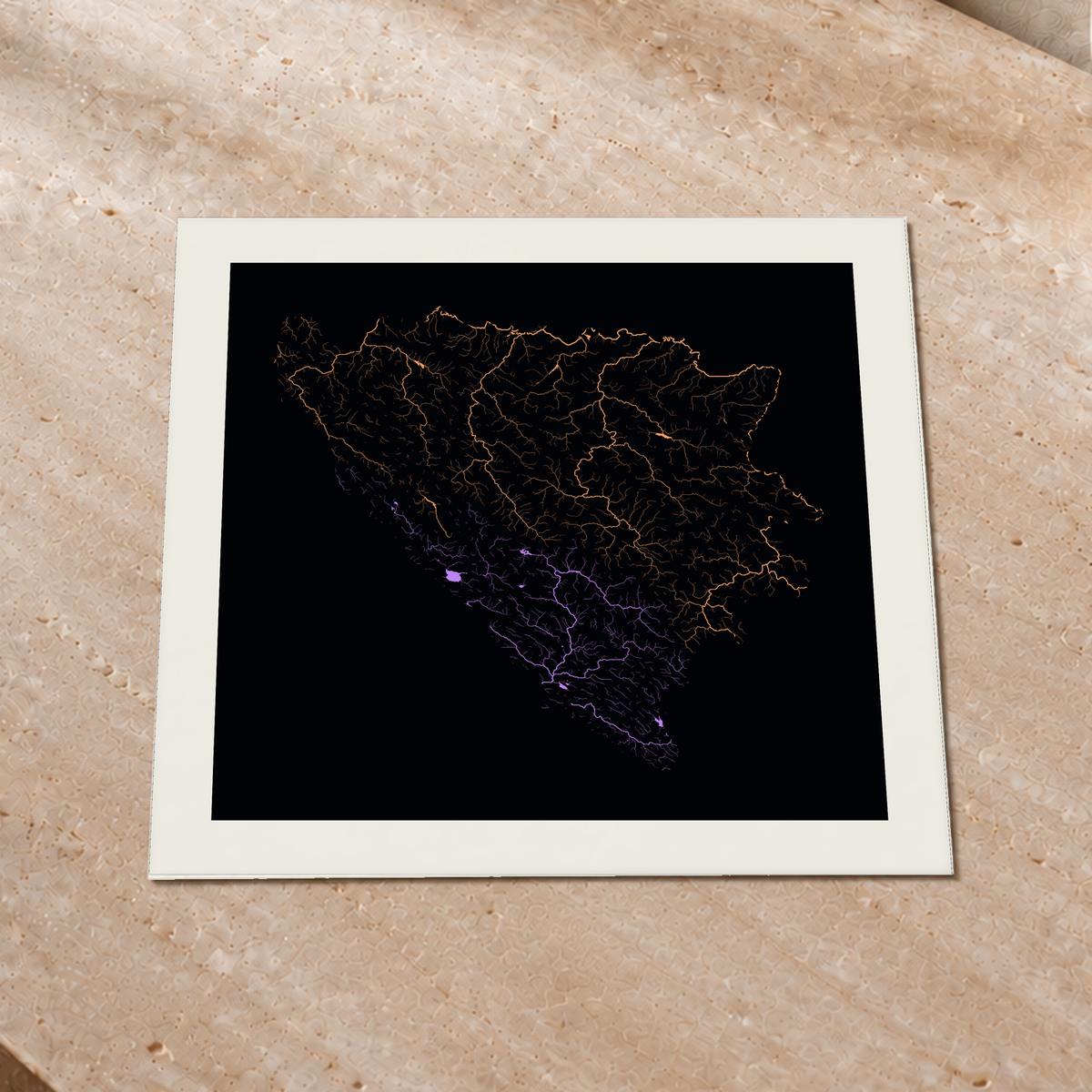 Beautiful Rivers — Bósnia e Herzegovina — Neon por território, Impressão fine art · 50 × 50 cm, Margem branca