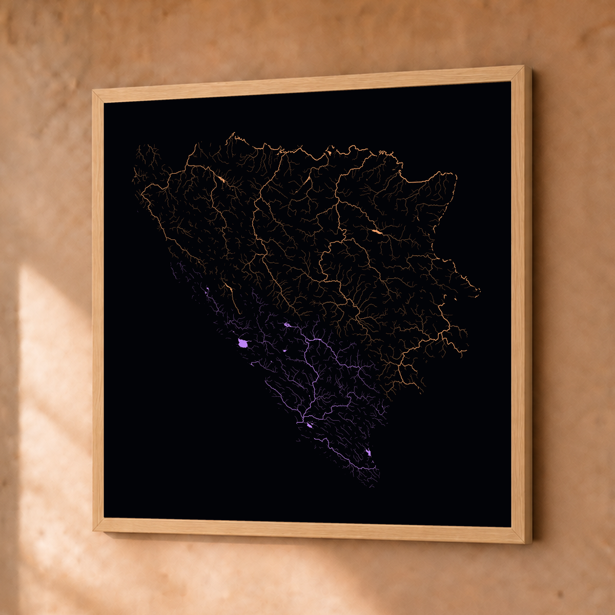 Beautiful Rivers — Bósnia e Herzegovina — Neon por território, Fine art emoldurado · 50 × 50 cm, Natural · Sem margem