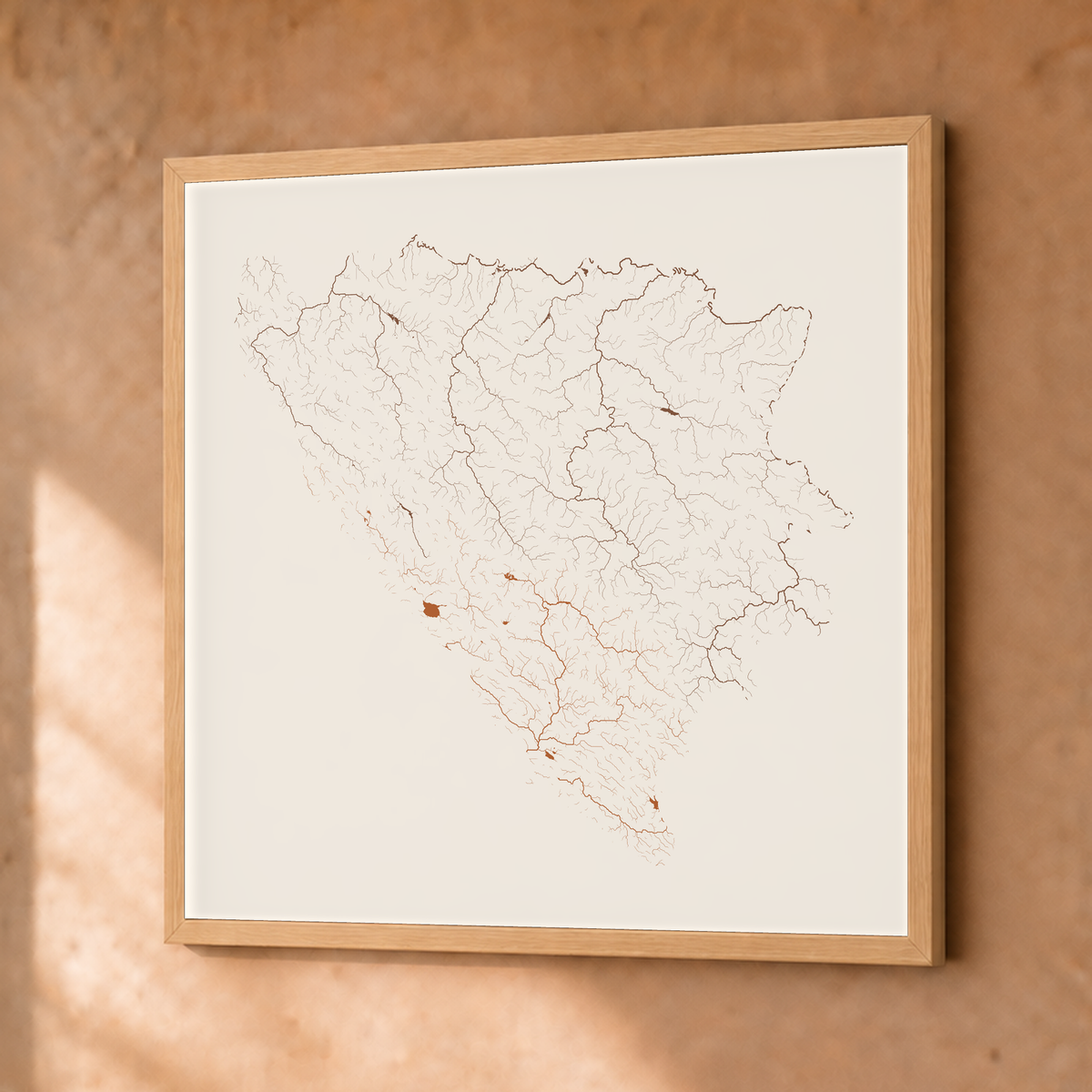 Beautiful Rivers — Bósnia e Herzegovina — Terracota e areia, Fine art emoldurado · 50 × 50 cm, Natural · Sem margem