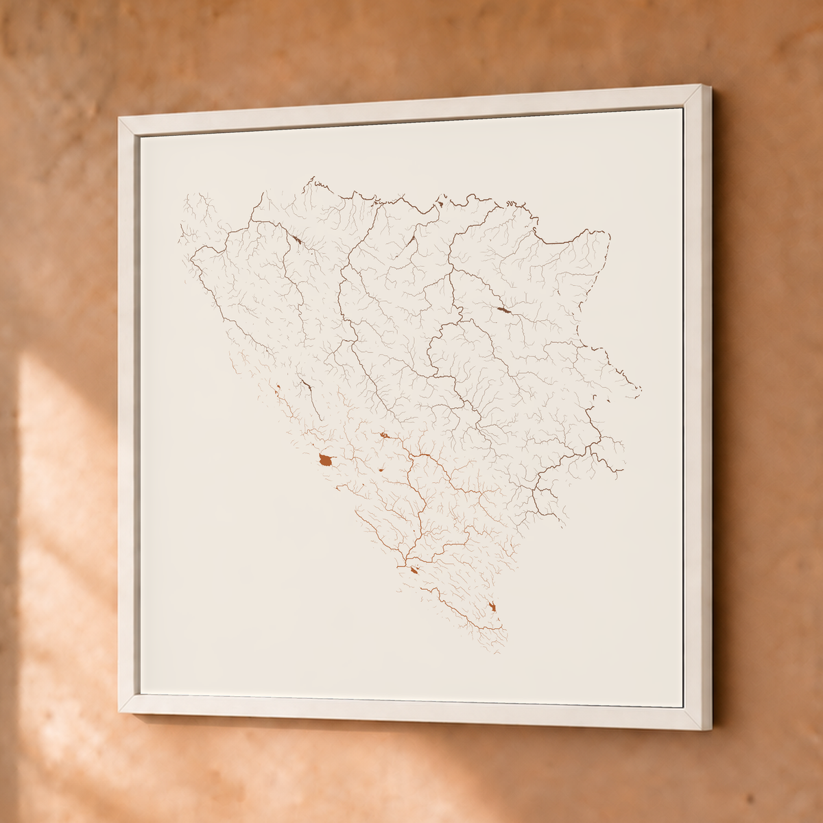 Beautiful Rivers — Bósnia e Herzegovina — Terracota e areia, Fine art emoldurado · 50 × 50 cm, Branco · Sem margem