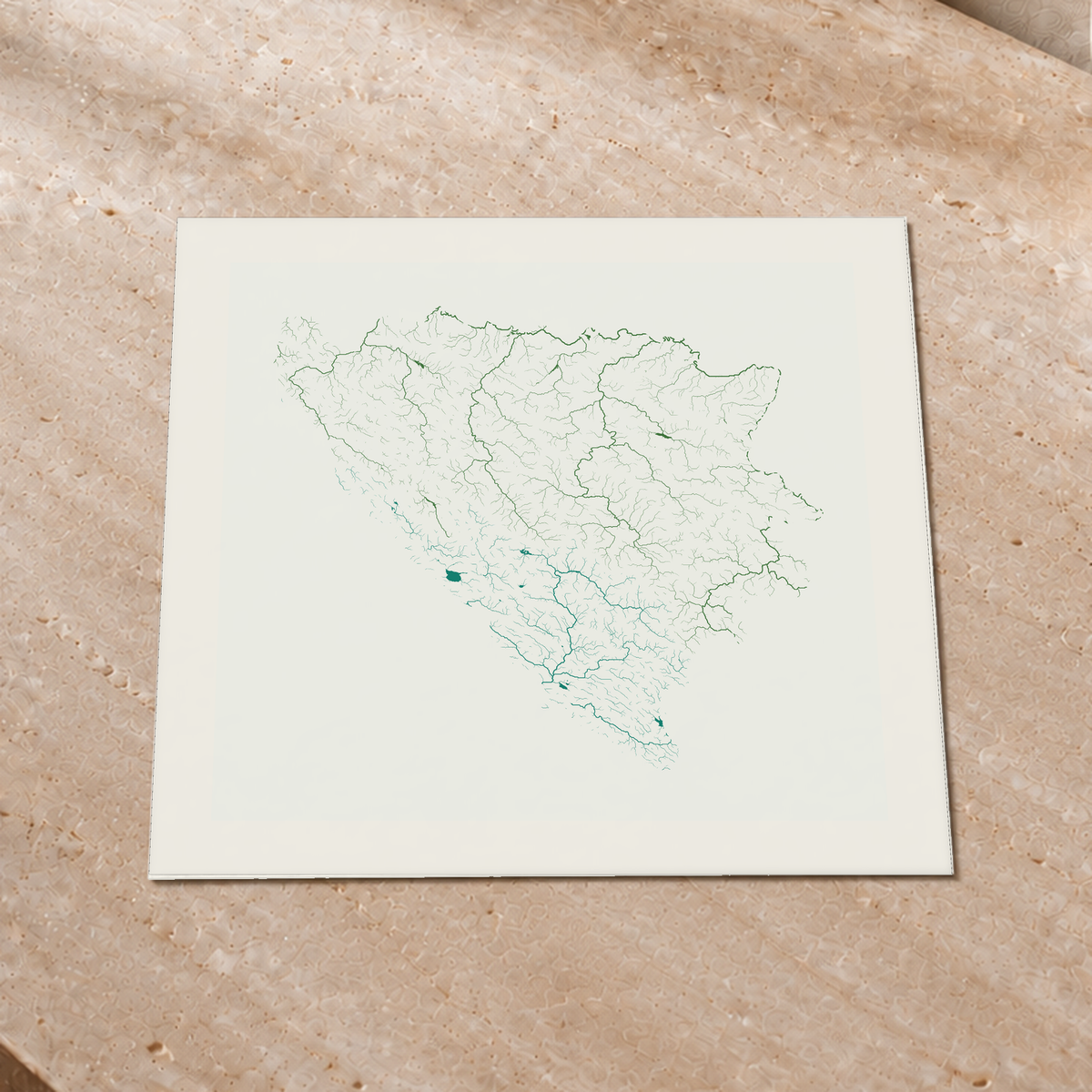 Beautiful Rivers — Bósnia e Herzegovina — Verde jade e porcelana, Impressão fine art · 50 × 50 cm, Margem branca