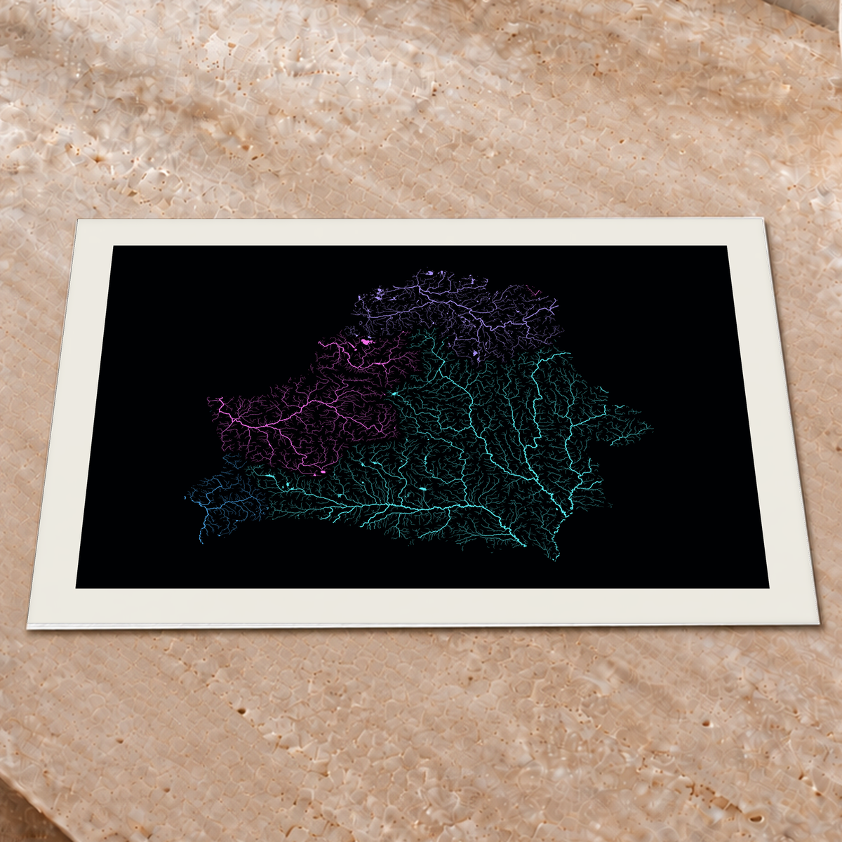 Beautiful Rivers — Bielorrússia — Neon hidrográfico, Impressão fine art · 45 × 60 cm, Margem branca