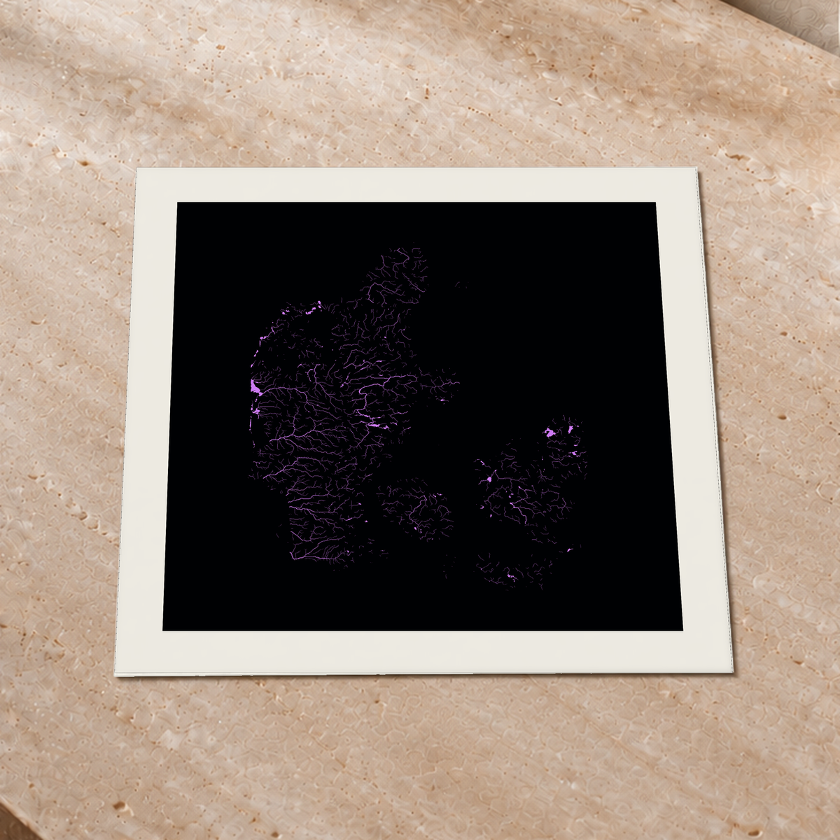 Beautiful Rivers — Dinamarca — Neon hidrográfico, Impressão fine art · 50 × 50 cm, Margem branca