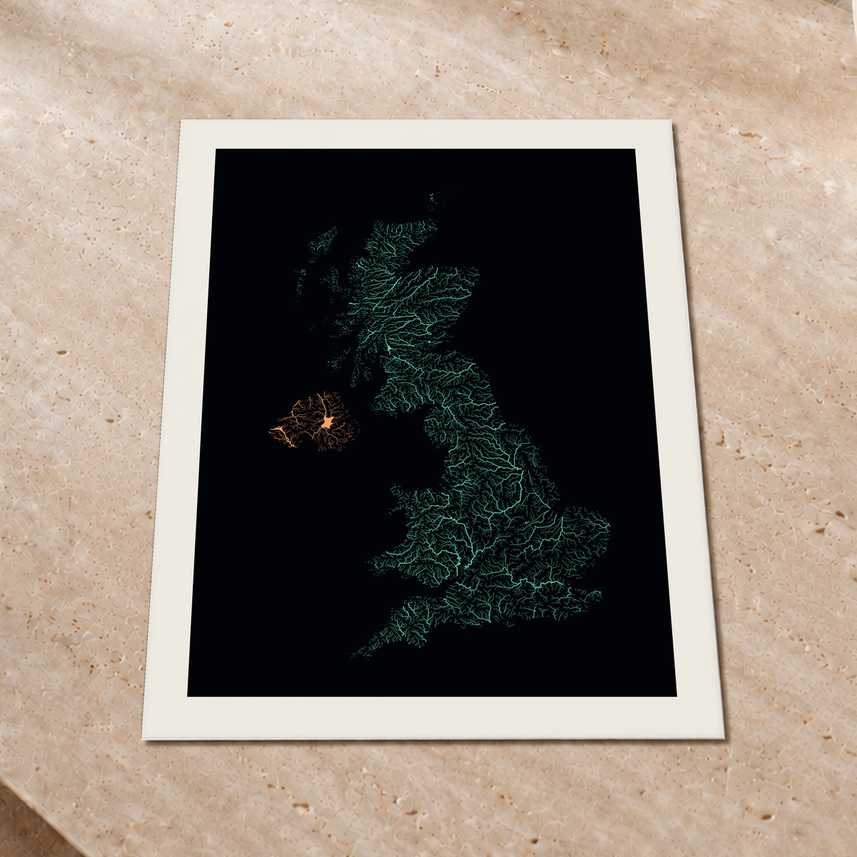 Beautiful Rivers — Reino Unido — Neon por território, Impressão fine art · 60 × 80 cm, Margem branca