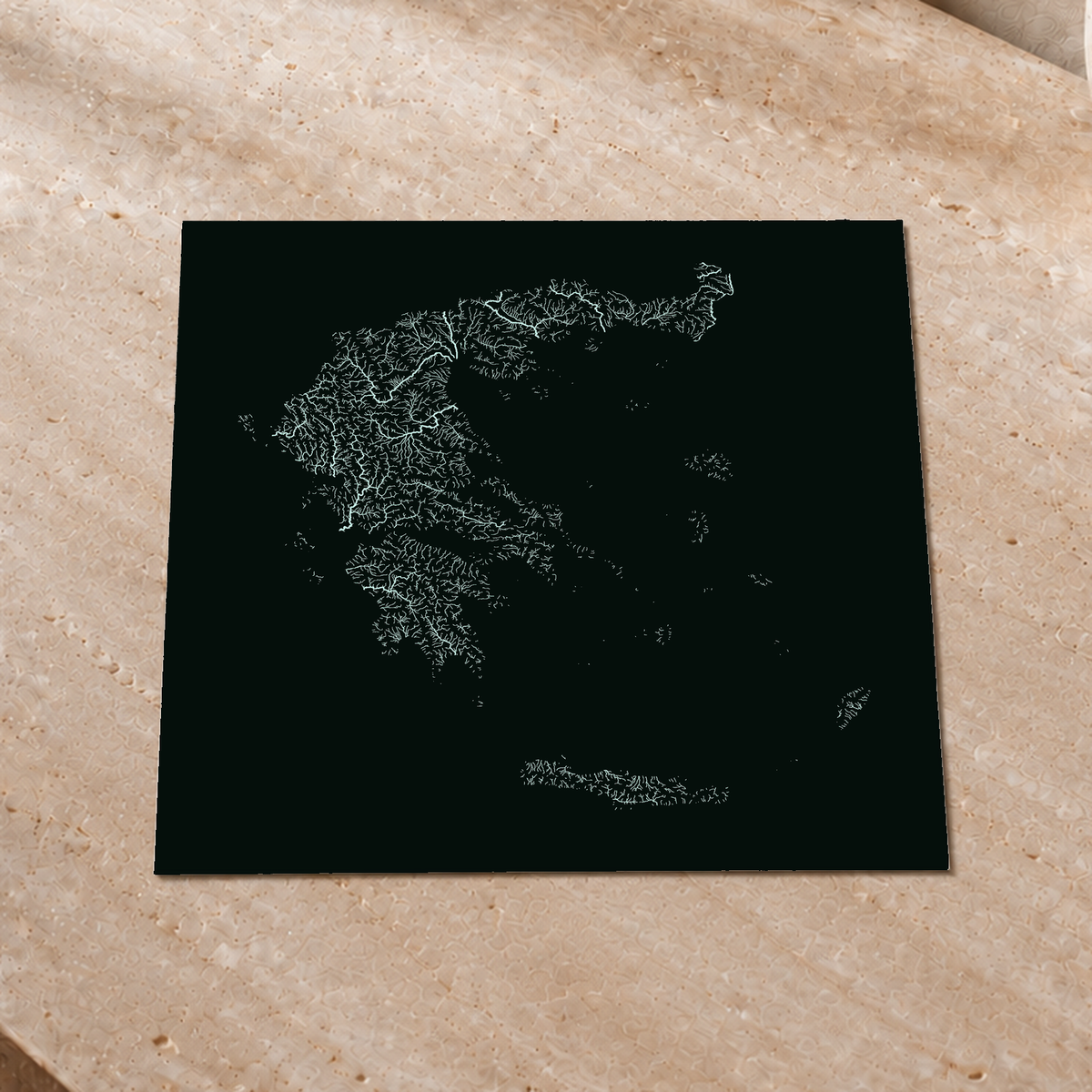 Mapa hidrográfico — Grécia, glow, glow-poster, 30 × 30 cm, num ambiente interior premium