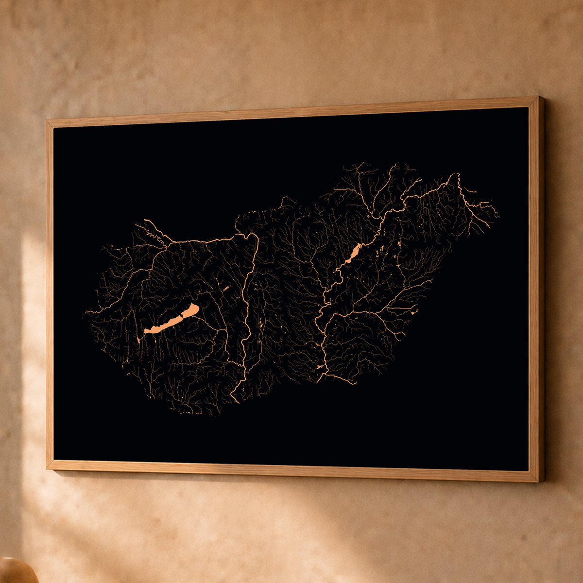 Beautiful Rivers — Hungria — Neon por território, Fine art emoldurado · 60 × 80 cm, Natural · Sem margem