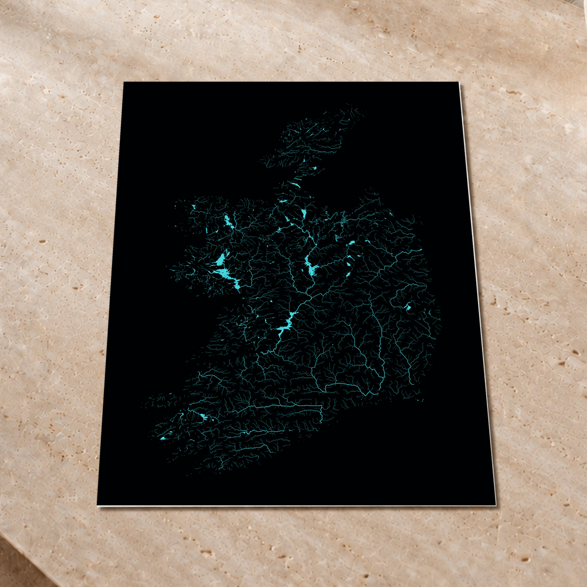 Beautiful Rivers — República da Irlanda — Neon hidrográfico, Impressão fine art · 60 × 80 cm, Sem margem