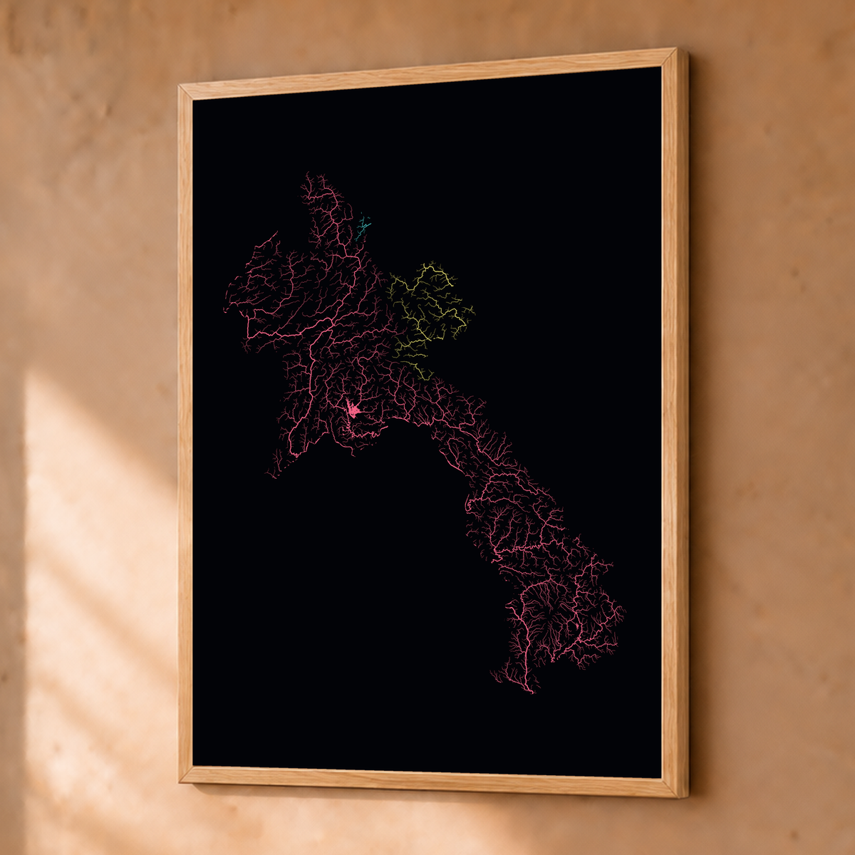 Beautiful Rivers — Laos — Neon por território, Fine art emoldurado · 30 × 40 cm, Natural · Sem margem