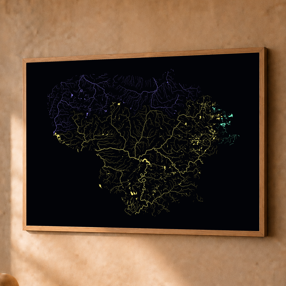 Beautiful Rivers — Lituânia — Neon por território, Fine art emoldurado · 60 × 80 cm, Natural · Sem margem