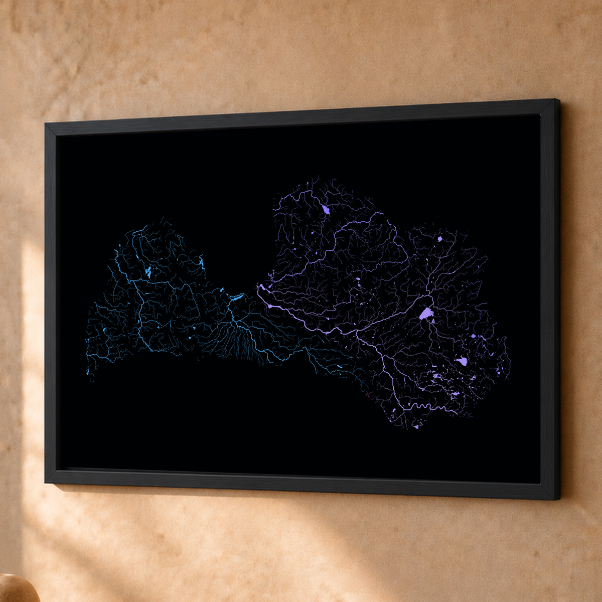 Beautiful Rivers — Letónia — Neon hidrográfico, Fine art emoldurado · 45 × 60 cm, Preto · Sem margem