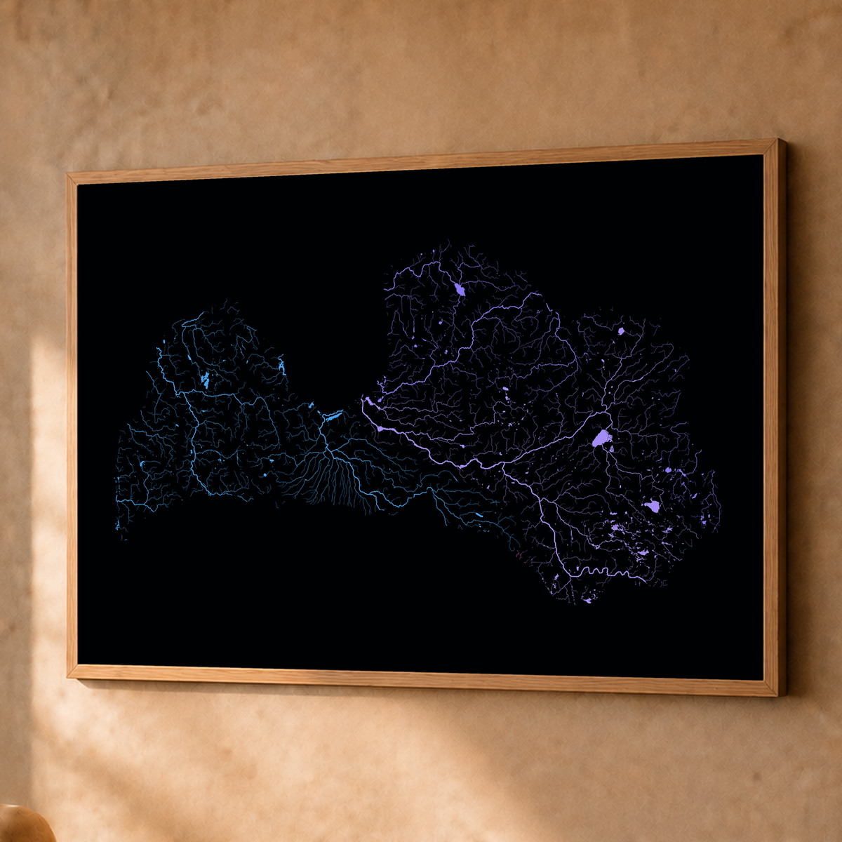 Beautiful Rivers — Letónia — Neon hidrográfico, Fine art emoldurado · 60 × 80 cm, Natural · Sem margem