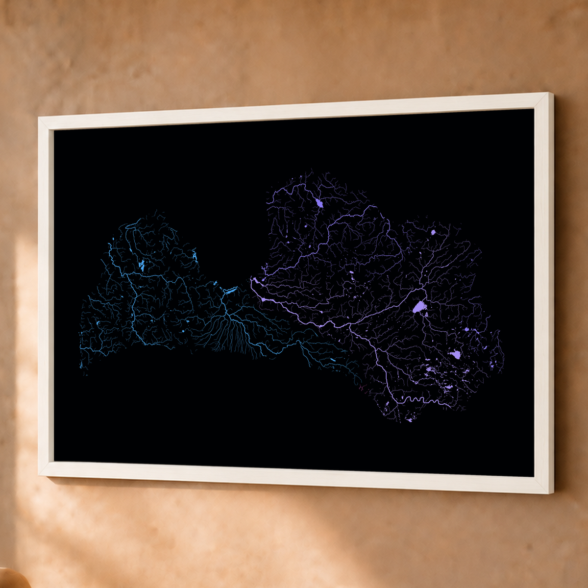 Beautiful Rivers — Letónia — Neon hidrográfico, Fine art emoldurado · 60 × 80 cm, Branco · Sem margem