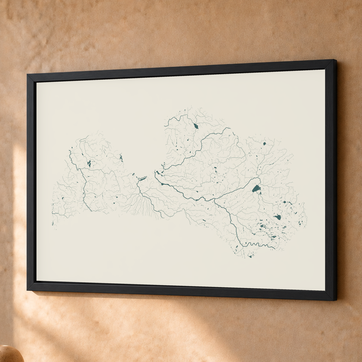Beautiful Rivers — Letónia — Natural e luminosa, Fine art emoldurado · 45 × 60 cm, Preto · Sem margem