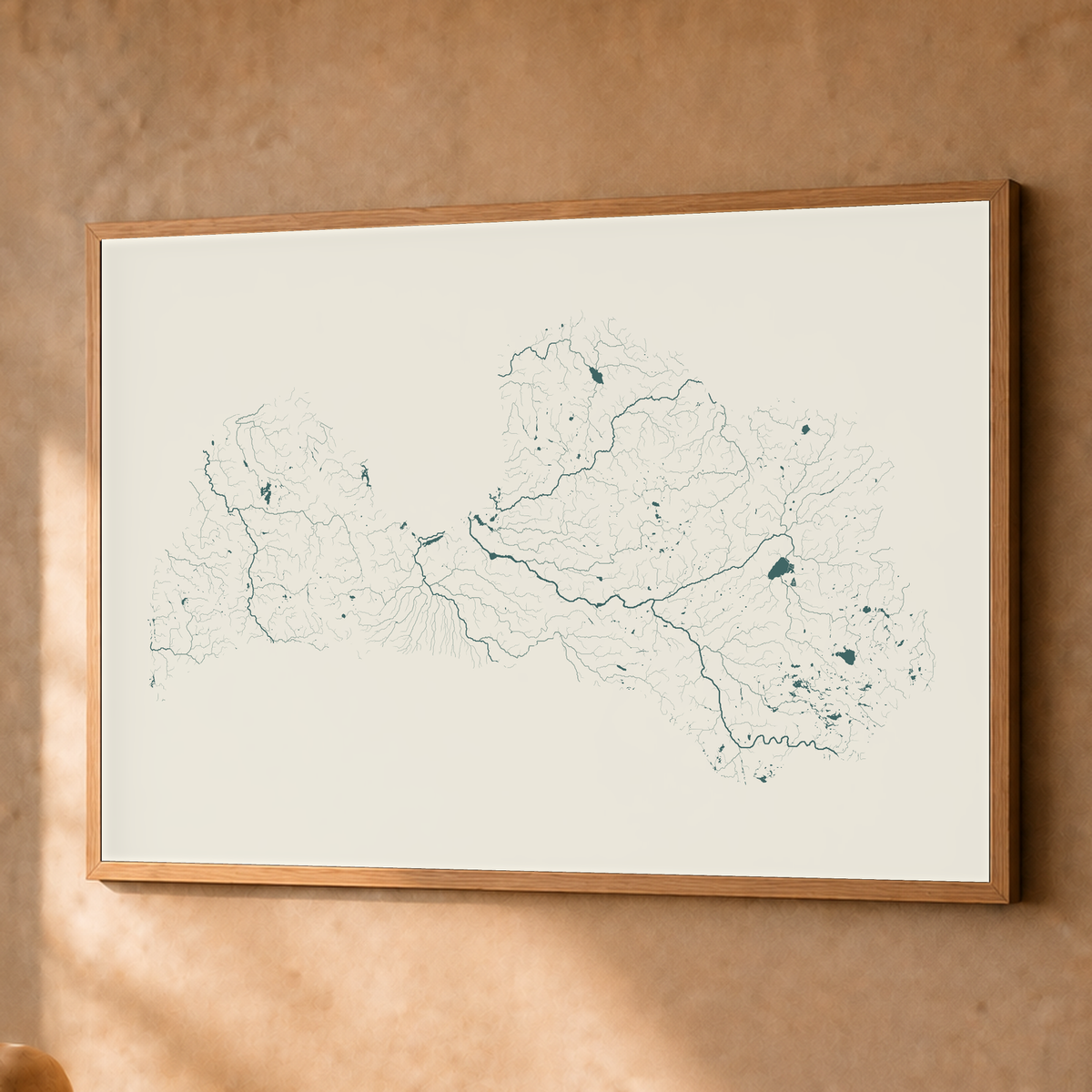 Beautiful Rivers — Letónia — Natural e luminosa, Fine art emoldurado · 60 × 80 cm, Natural · Sem margem