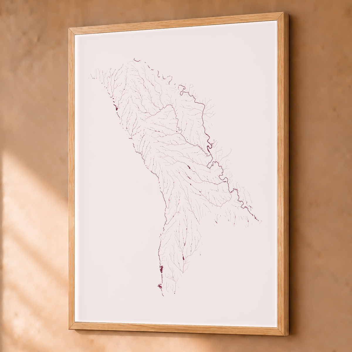 Beautiful Rivers — Moldávia — Ameixa e rosé, Fine art emoldurado · 60 × 80 cm, Natural · Sem margem