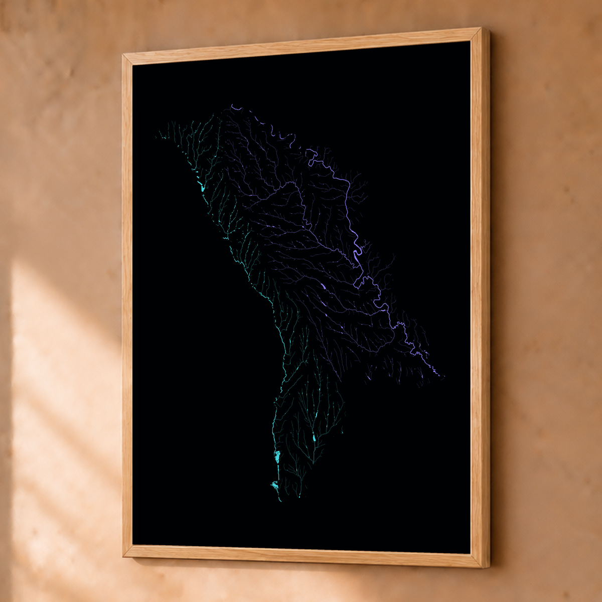 Beautiful Rivers — Moldávia — Neon hidrográfico, Fine art emoldurado · 45 × 60 cm, Natural · Sem margem