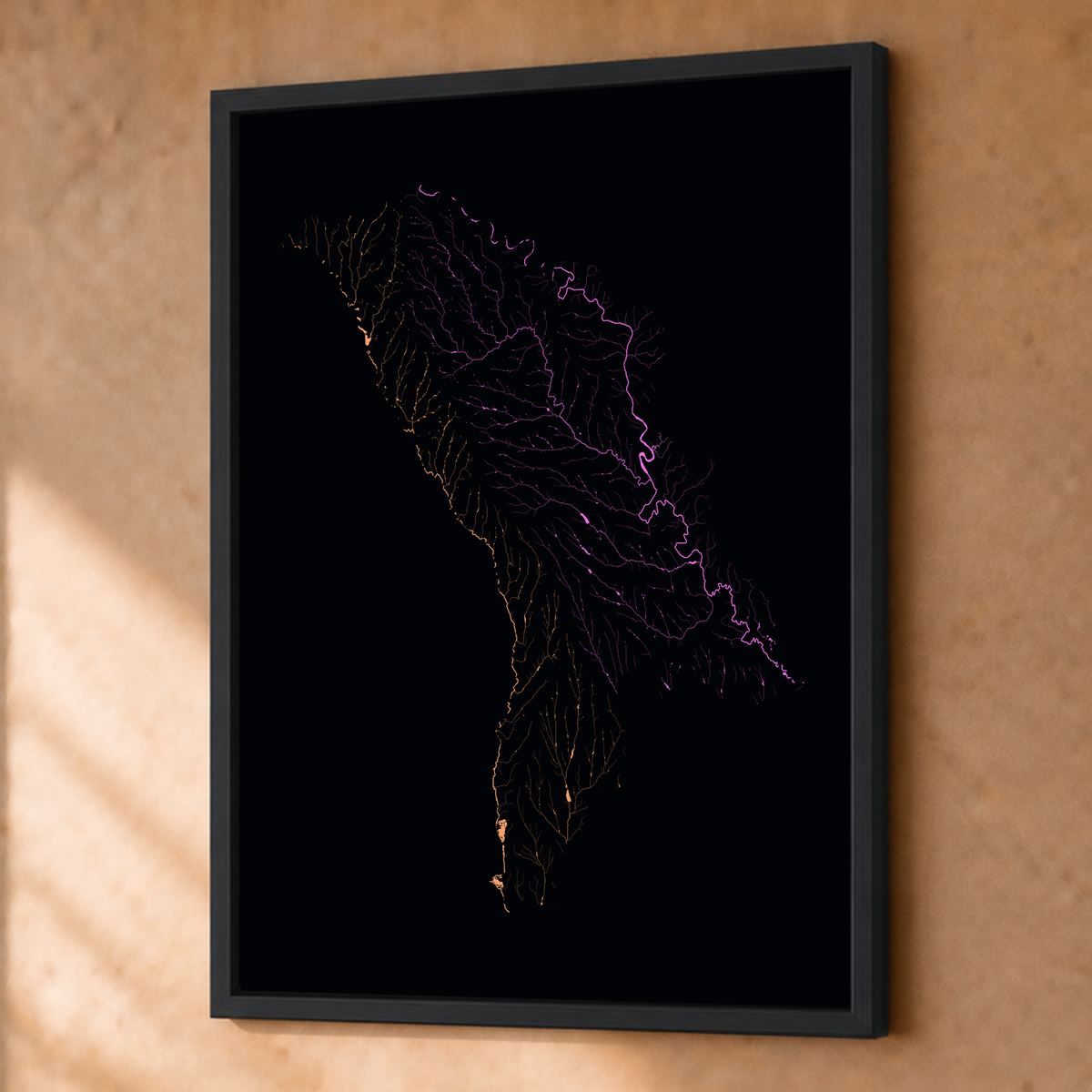 Beautiful Rivers — Moldávia — Neon por território, Fine art emoldurado · 45 × 60 cm, Preto · Sem margem