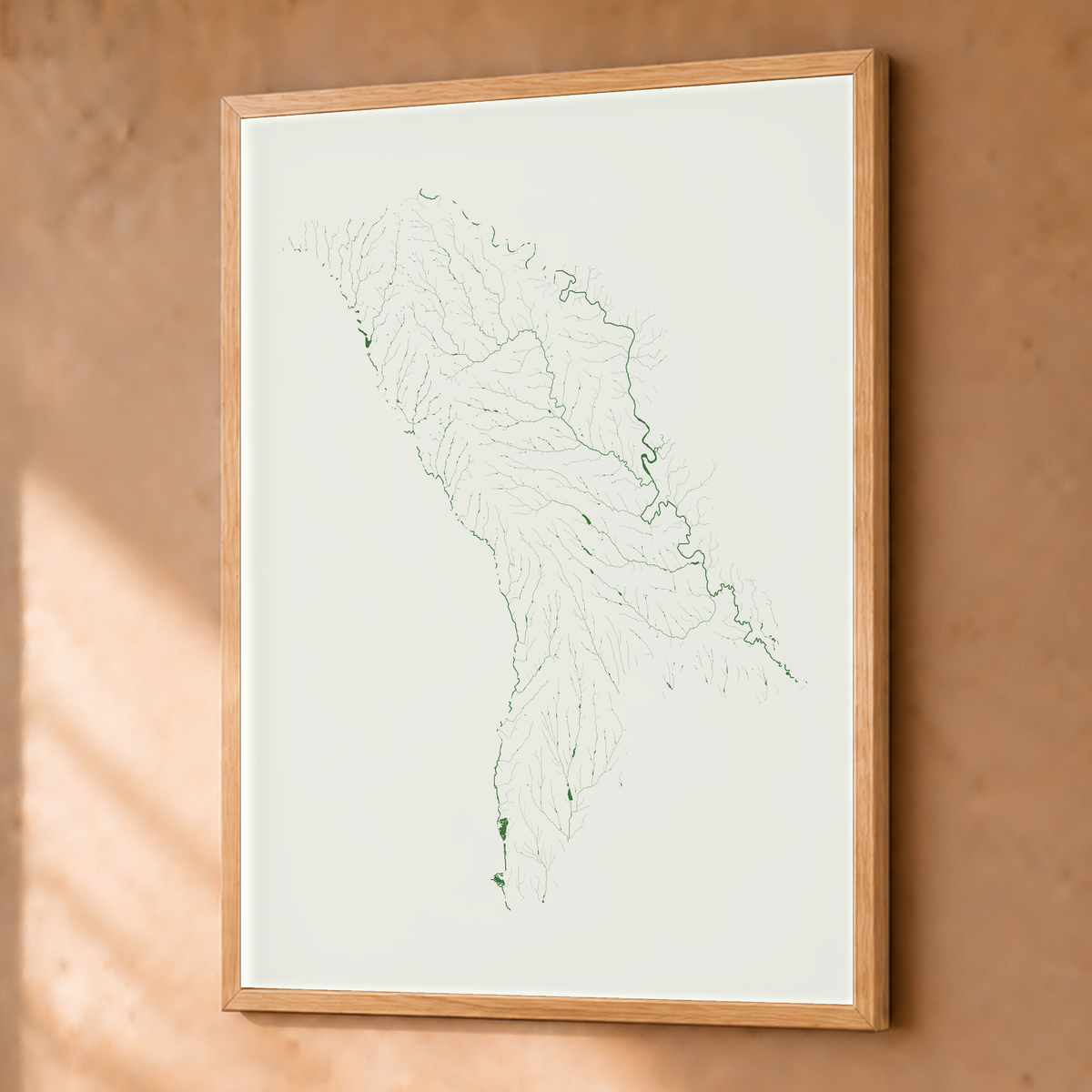 Beautiful Rivers — Moldávia — Verde jade e porcelana, Fine art emoldurado · 45 × 60 cm, Natural · Sem margem