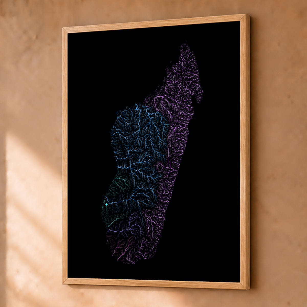 Beautiful Rivers — Madagáscar — Neon hidrográfico, Fine art emoldurado · 45 × 60 cm, Natural · Sem margem