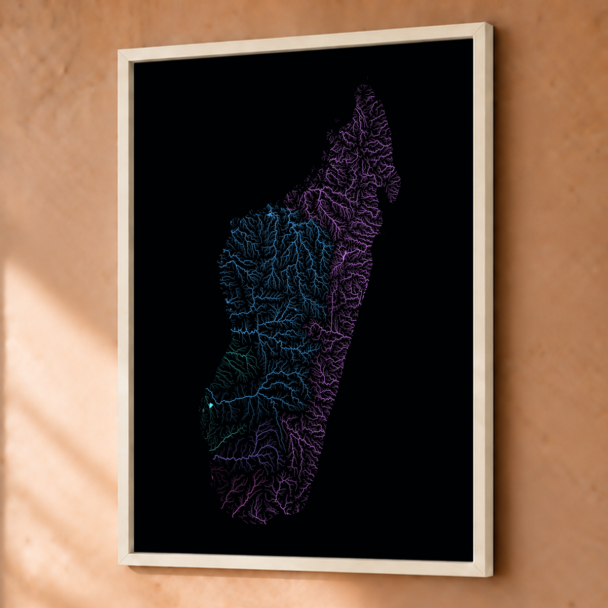 Beautiful Rivers — Madagáscar — Neon hidrográfico, Fine art emoldurado · 45 × 60 cm, Branco · Sem margem