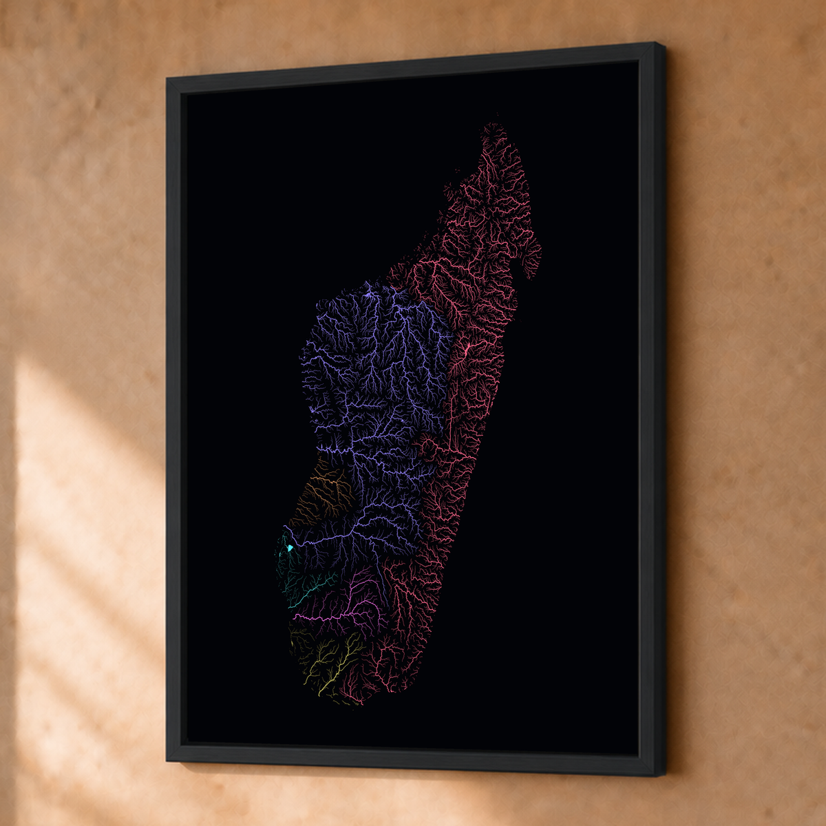 Beautiful Rivers — Madagáscar — Neon por território, Fine art emoldurado · 30 × 40 cm, Preto · Sem margem