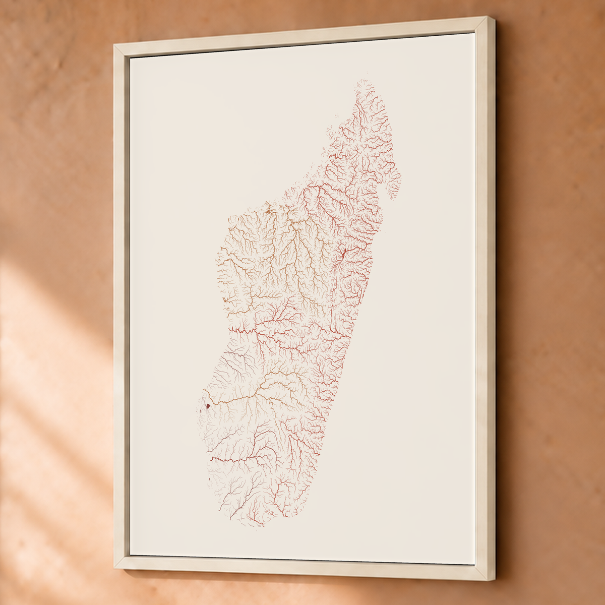 Beautiful Rivers — Madagáscar — Terracota e areia, Fine art emoldurado · 60 × 80 cm, Branco · Sem margem