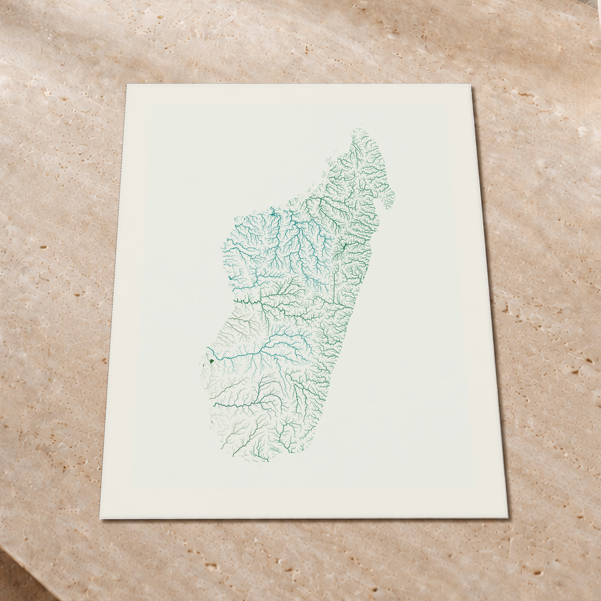 Beautiful Rivers — Madagáscar — Verde jade e porcelana, Impressão fine art · 60 × 80 cm, Margem branca