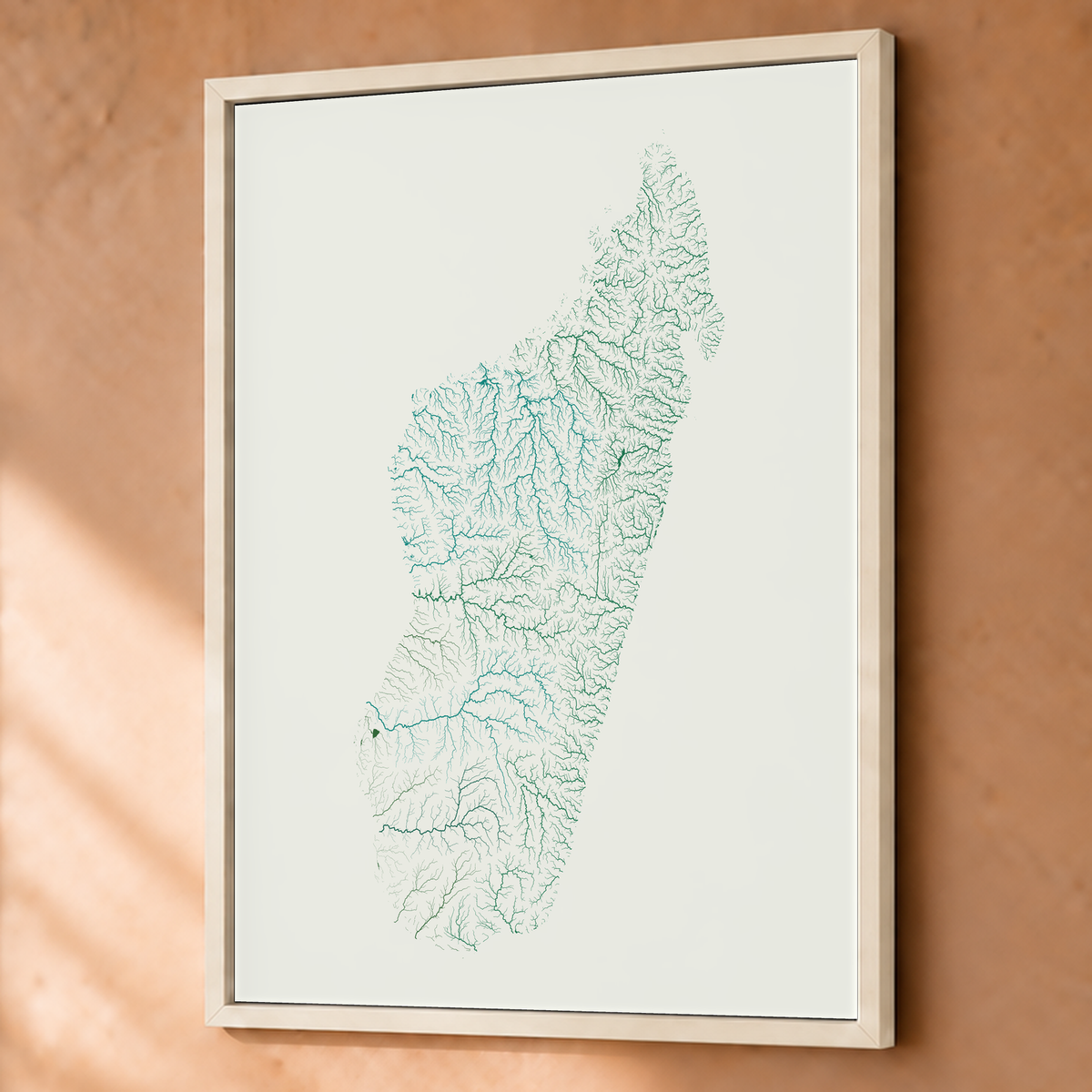 Beautiful Rivers — Madagáscar — Verde jade e porcelana, Fine art emoldurado · 60 × 80 cm, Branco · Sem margem