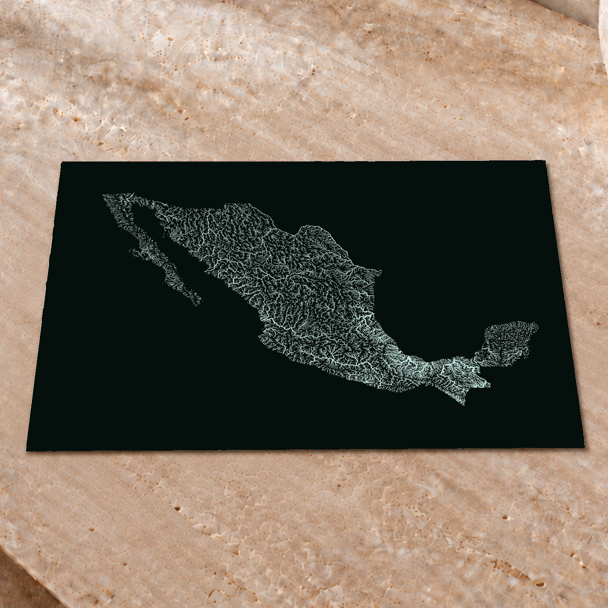 Mapa hidrográfico — México, glow, glow-poster, 30 × 40 cm, num ambiente interior premium