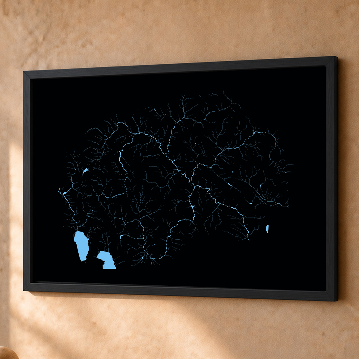 Beautiful Rivers — Macedónia do Norte — Neon hidrográfico, Fine art emoldurado · 60 × 80 cm, Preto · Sem margem