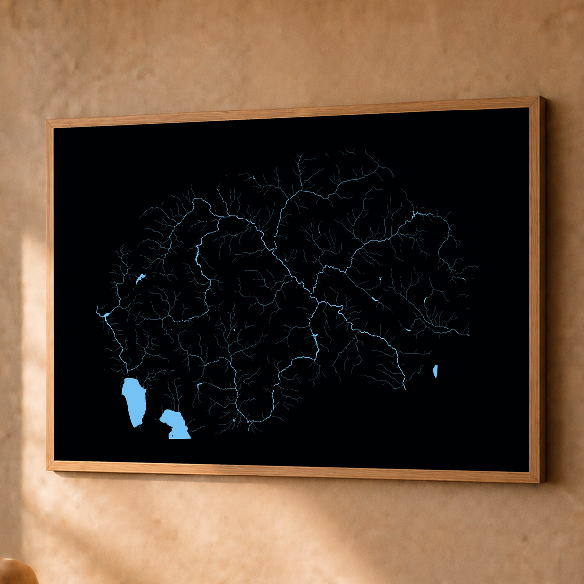 Beautiful Rivers — Macedónia do Norte — Neon hidrográfico, Fine art emoldurado · 60 × 80 cm, Natural · Sem margem