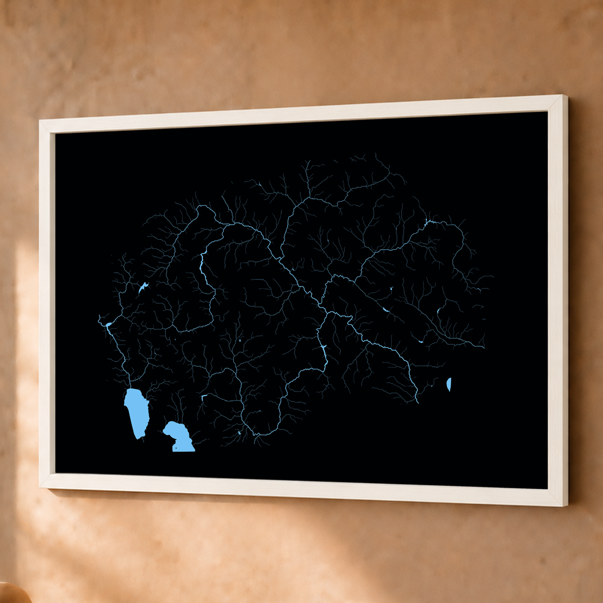 Beautiful Rivers — Macedónia do Norte — Neon hidrográfico, Fine art emoldurado · 60 × 80 cm, Branco · Sem margem