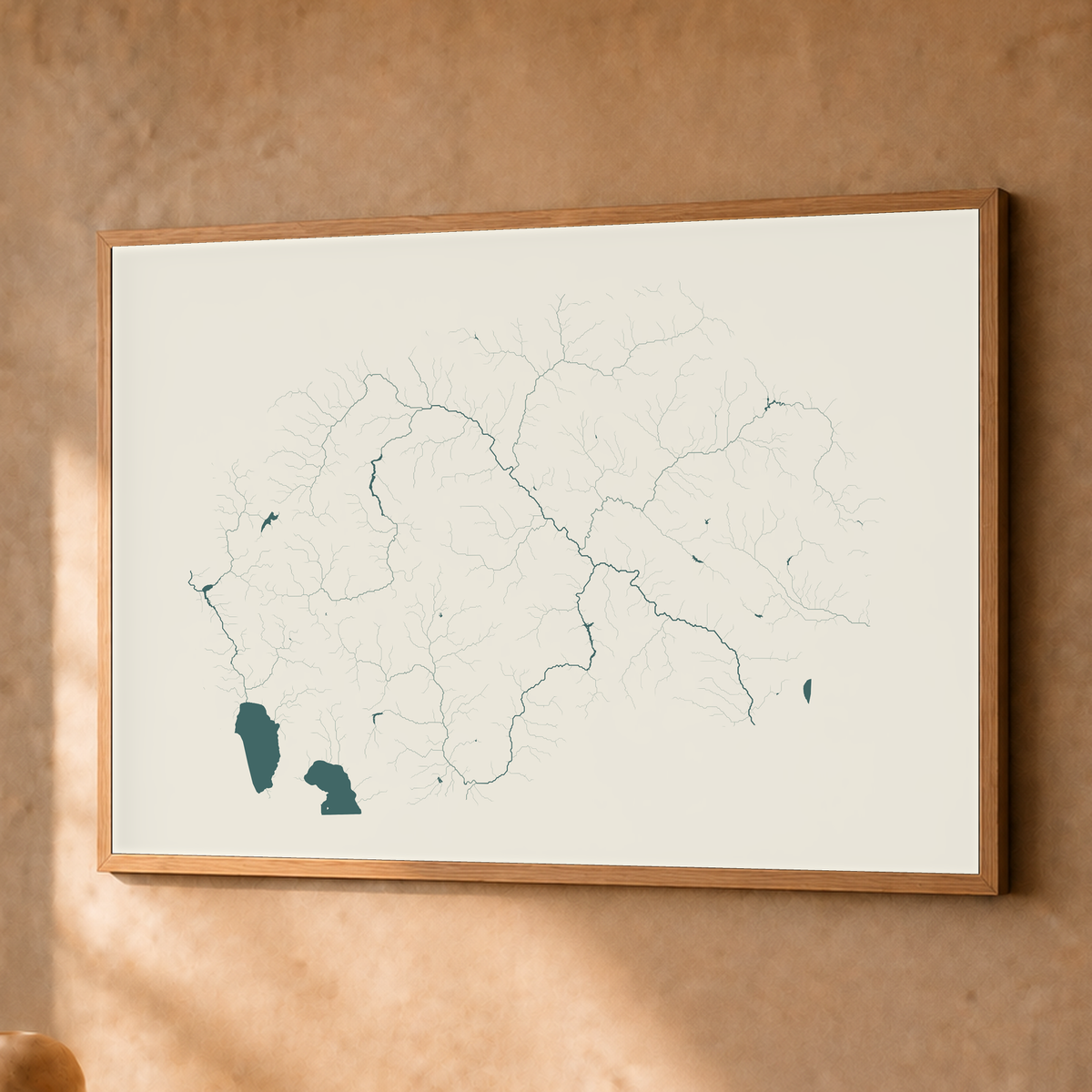 Beautiful Rivers — Macedónia do Norte — Natural e luminosa, Fine art emoldurado · 45 × 60 cm, Natural · Sem margem
