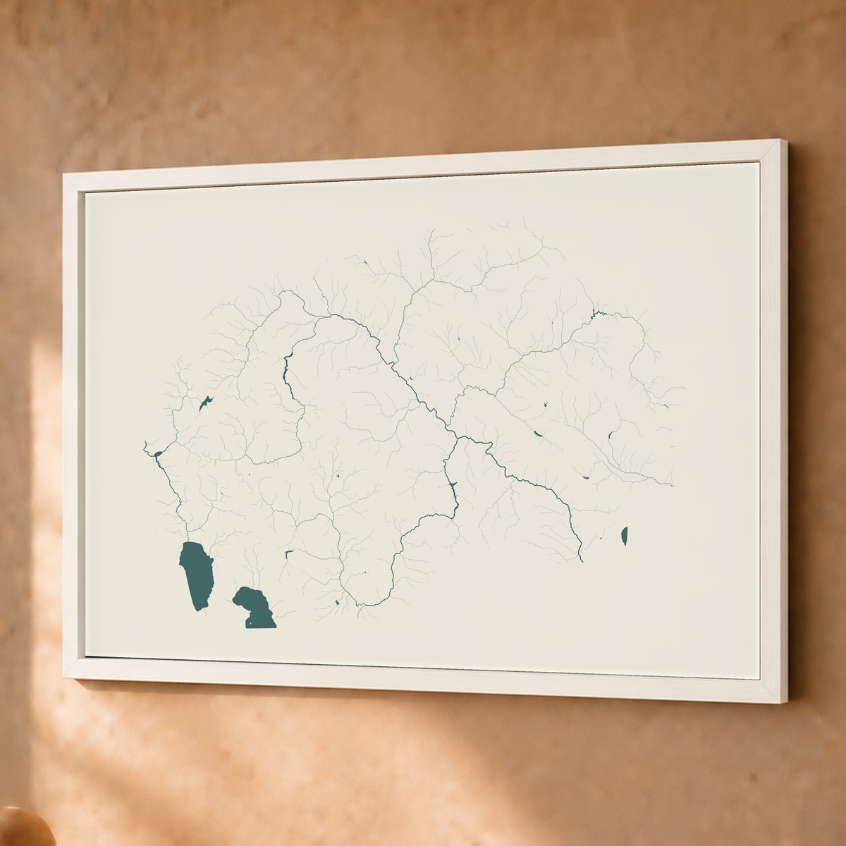 Beautiful Rivers — Macedónia do Norte — Natural e luminosa, Fine art emoldurado · 45 × 60 cm, Branco · Sem margem