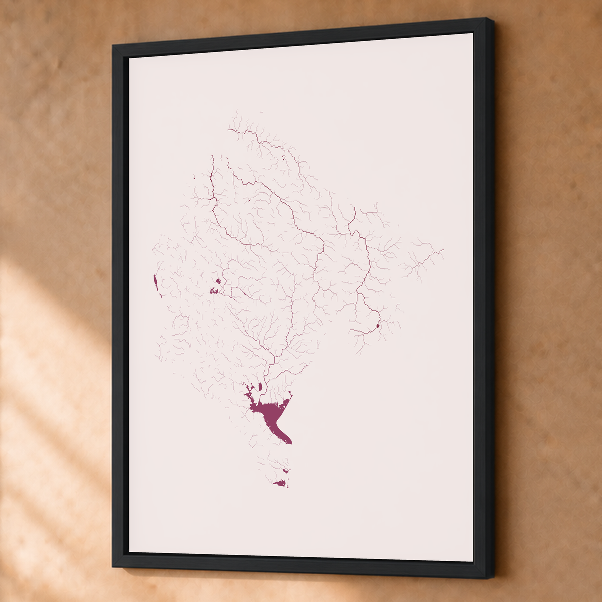 Beautiful Rivers — Montenegro — Ameixa e rosé, Fine art emoldurado · 60 × 80 cm, Preto · Sem margem