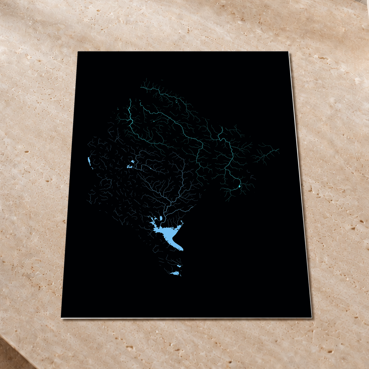 Beautiful Rivers — Montenegro — Neon hidrográfico, Impressão fine art · 60 × 80 cm, Sem margem