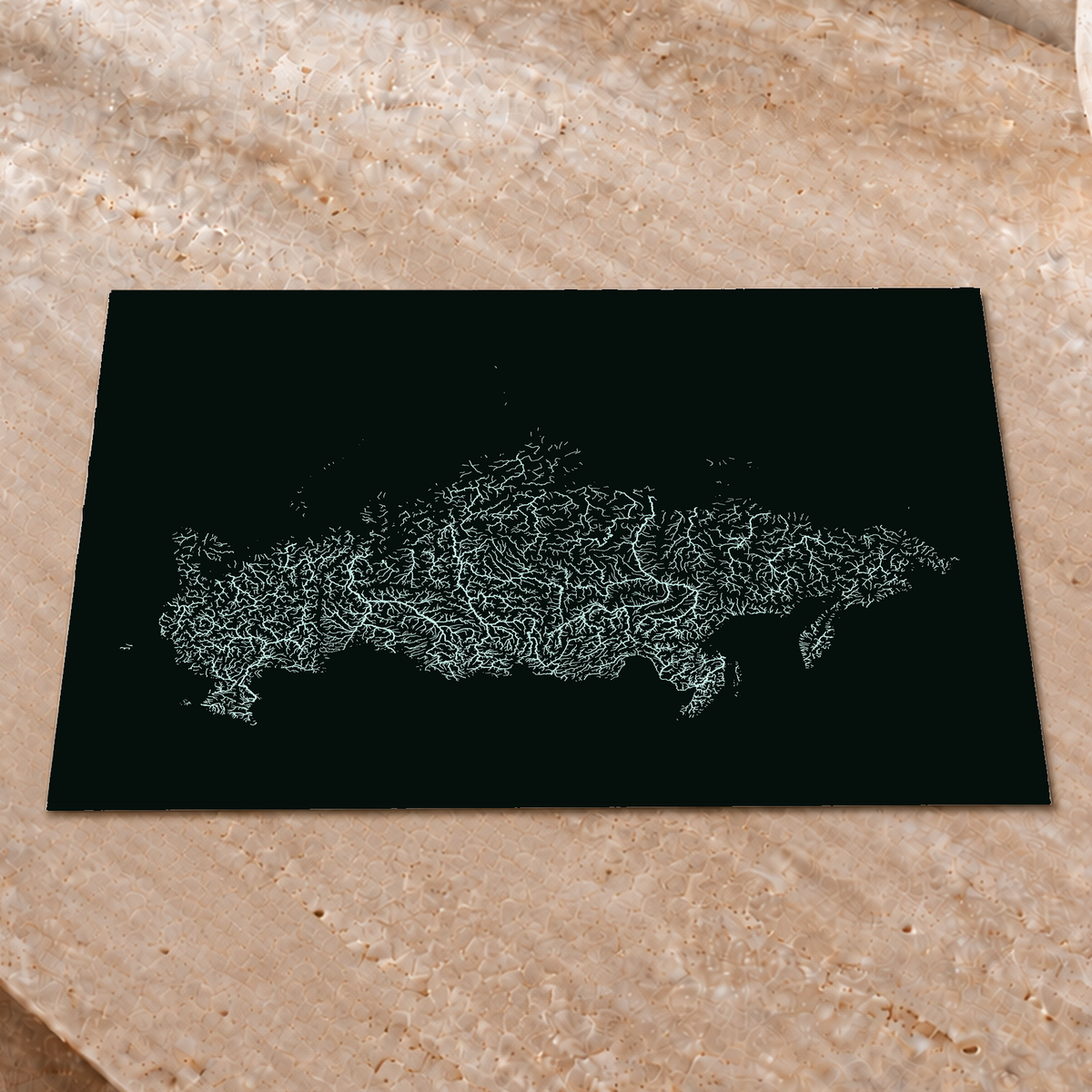 Hydrographische Karte — Russland, monochromes Leuchten, Nachleuchtendes Poster, 30 × 40 cm, in einem hochwertigen Interieur