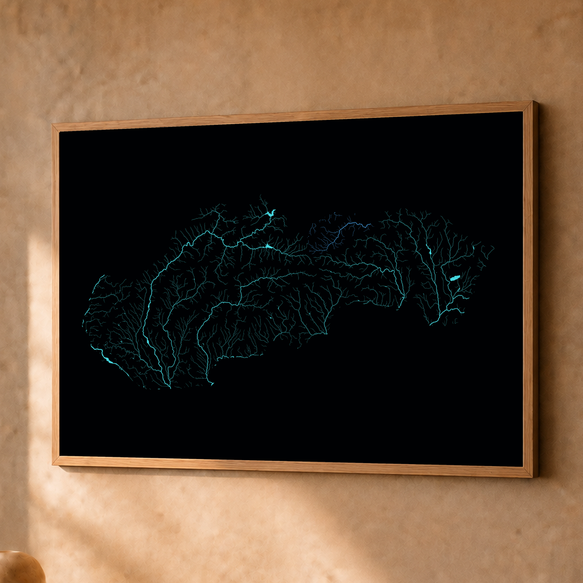 Beautiful Rivers — Eslováquia — Neon hidrográfico, Fine art emoldurado · 45 × 60 cm, Natural · Sem margem