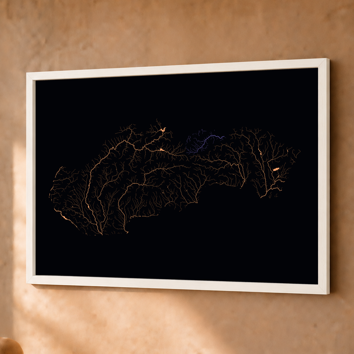 Beautiful Rivers — Eslováquia — Neon por território, Fine art emoldurado · 45 × 60 cm, Branco · Sem margem