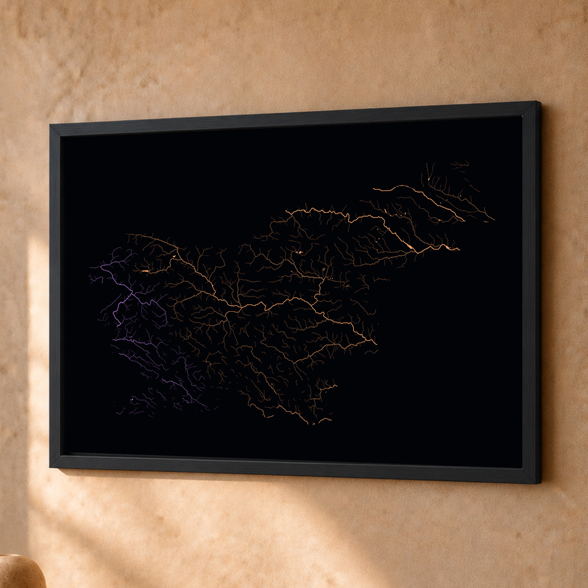 Beautiful Rivers — Eslovénia — Neon por território, Fine art emoldurado · 30 × 40 cm, Preto · Sem margem